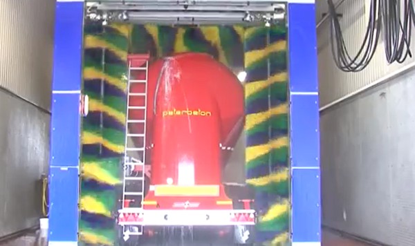 非標(biāo)定做型洗車機(jī)